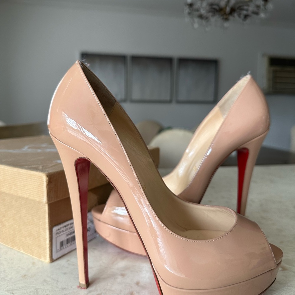 Christian Louboutin Blush Peep Toe Heels - Picture 2 of 7